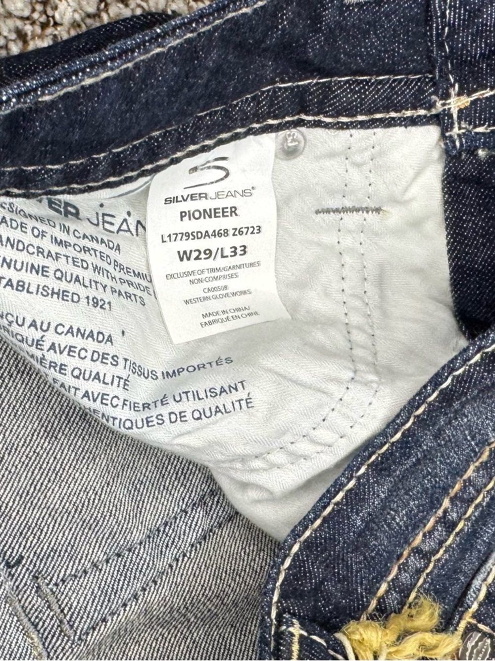 Silver Jeans Pioneer Bootcut Jeans Dark Wash W29 L33 NWT Denim - Picture 2 of 7